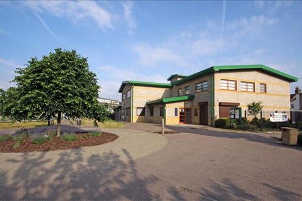 Swanscombe Health Centre exterior